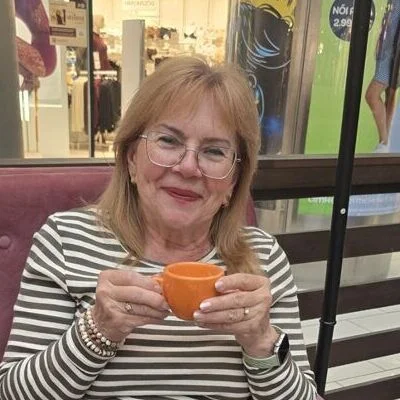 Éva