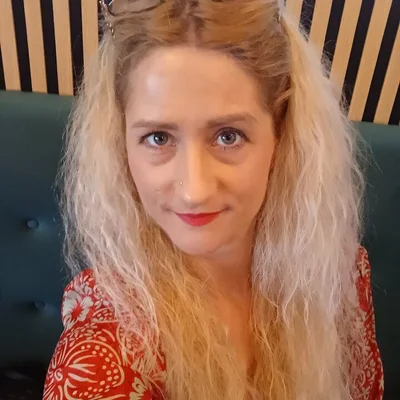 Andi, Dunaszerdahely