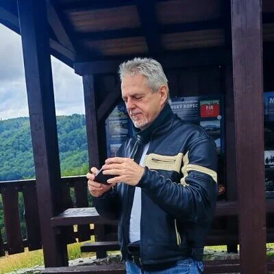 Péter