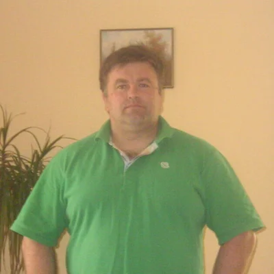 József, Cegléd