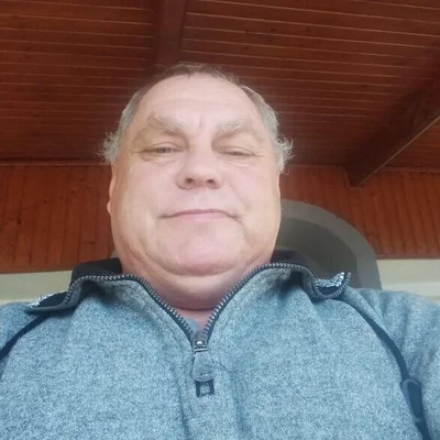 Károly