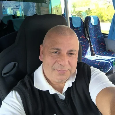 János, Komáromfüss