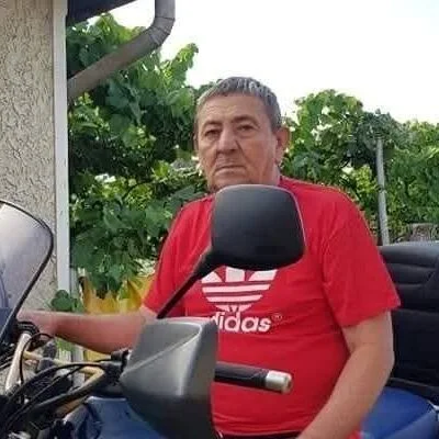 György